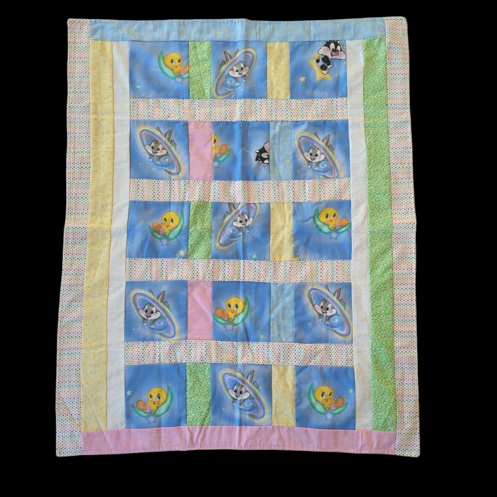 Vintage 90's Reversible Patchwork Looney Tunes Characters Baby Blanket Blue Pink